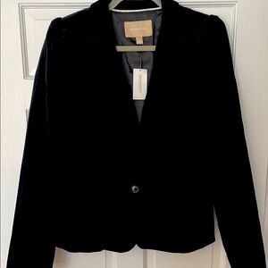 NWT Banana Republic Black velvet Blazer with aline peplum bottom
